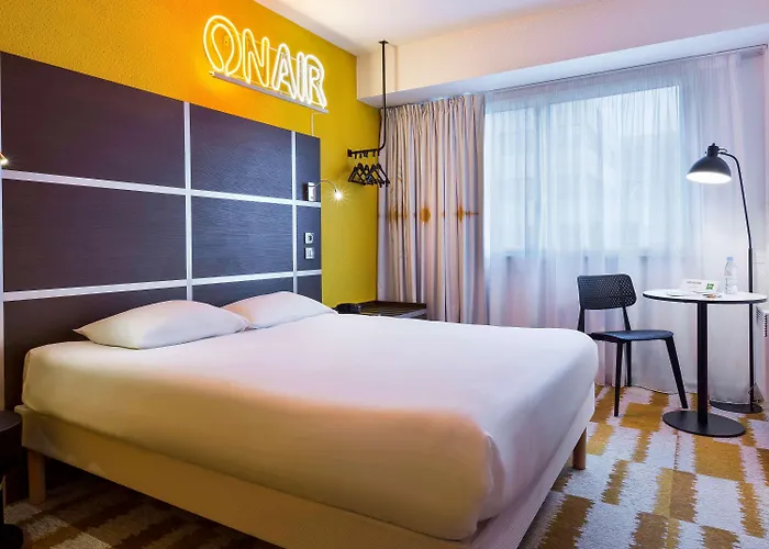 ibis Styles Massy Opéra